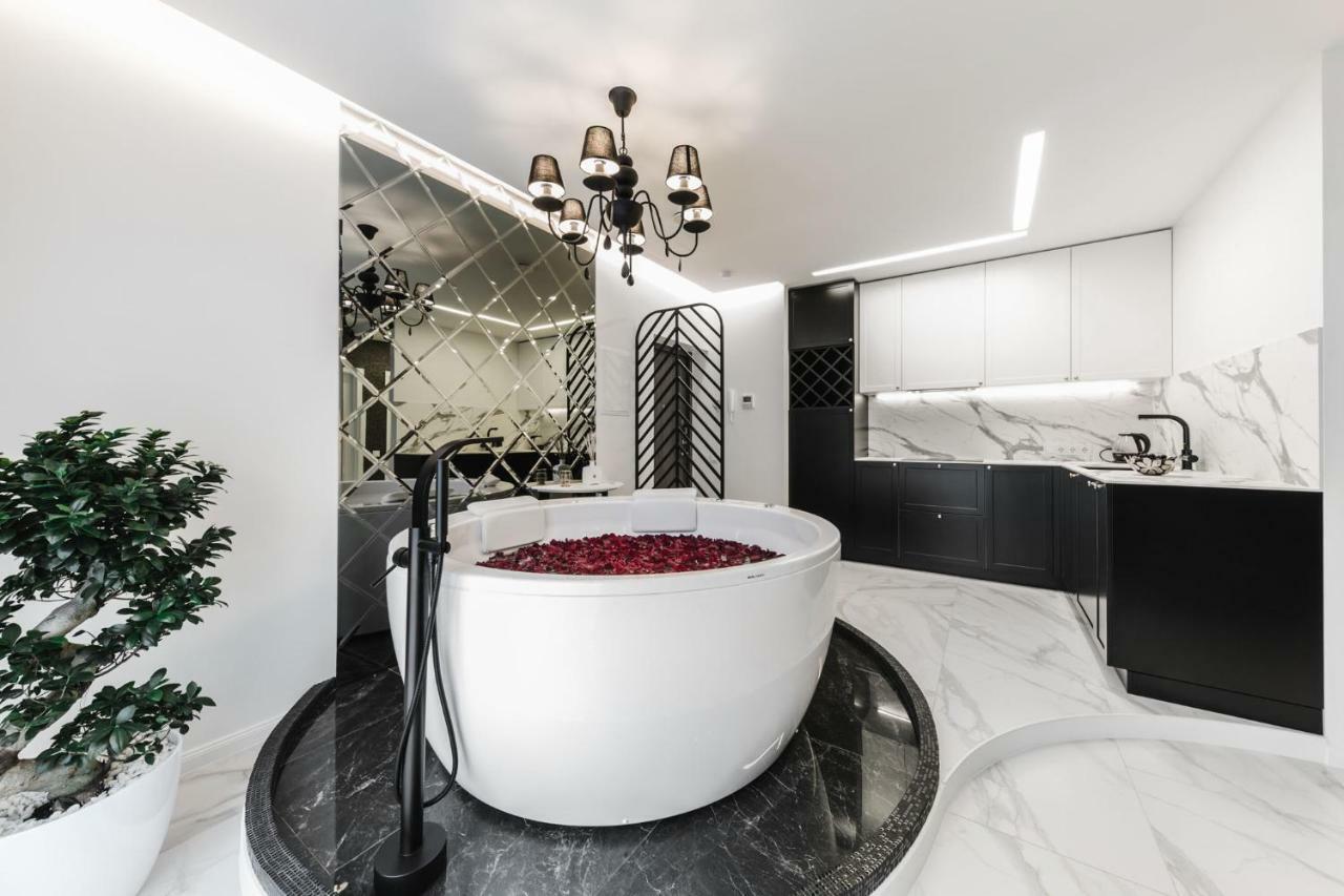 Luxury Suites Kaunas, Self-Check In Luaran gambar