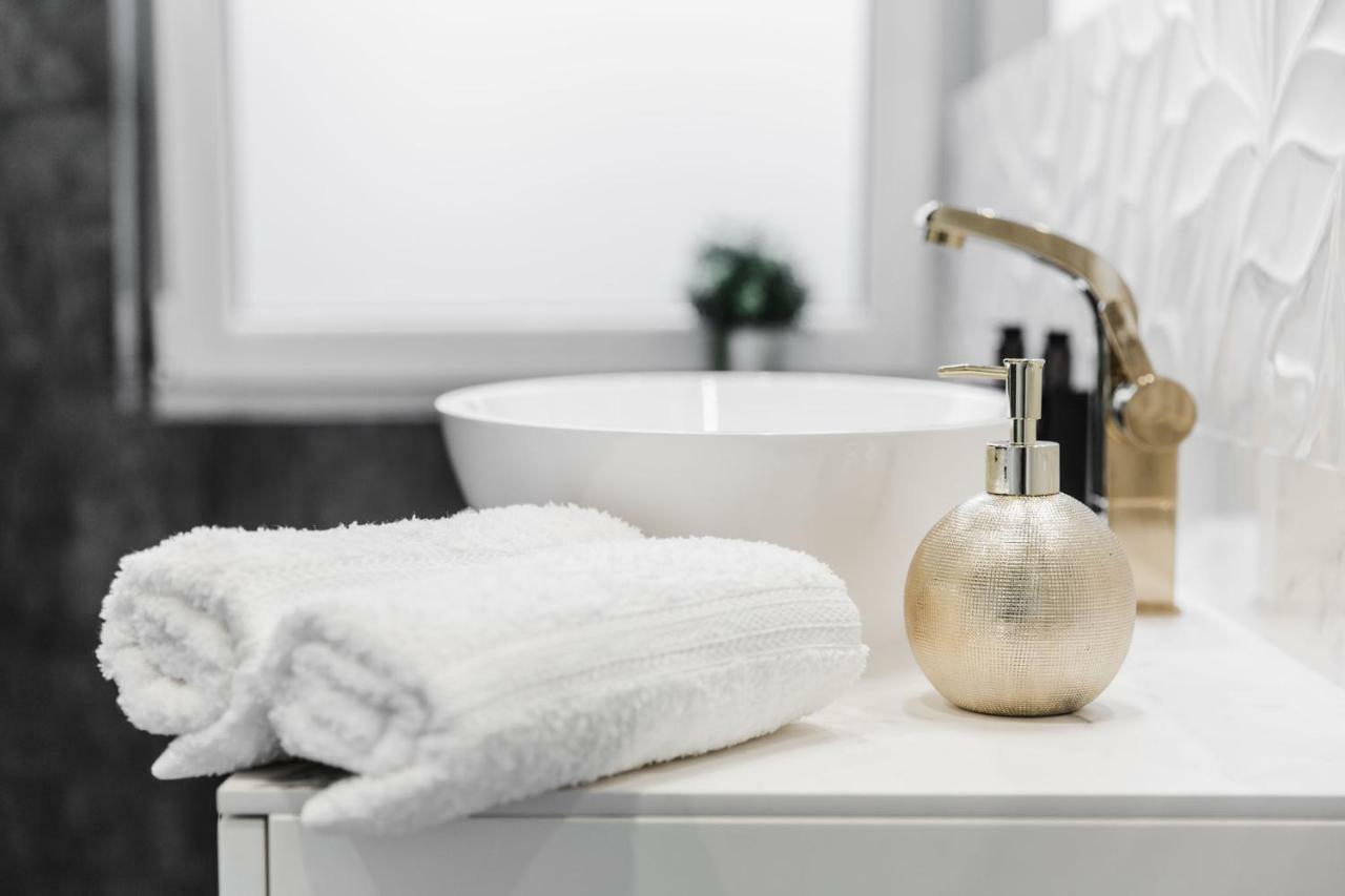 Luxury Suites Kaunas, Self-Check In Luaran gambar